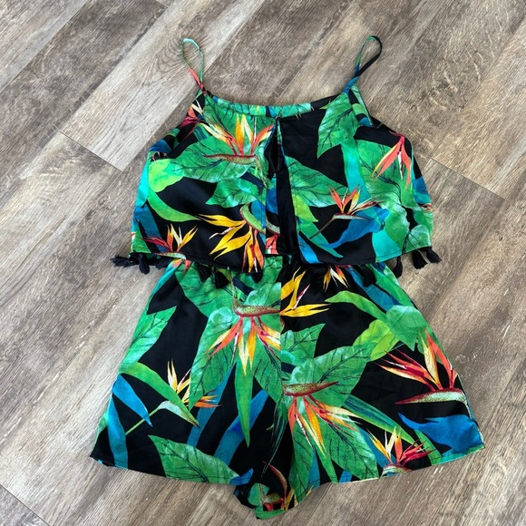 Ana Tropical Print Romper with Tassel Detail - Picture 5 of 6